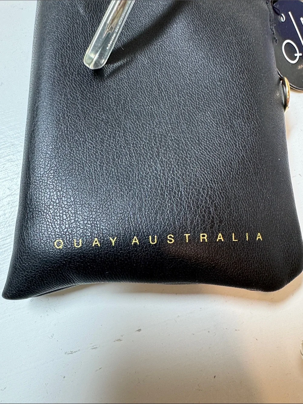 NWT Quay Australia sunglasses with zippered case.